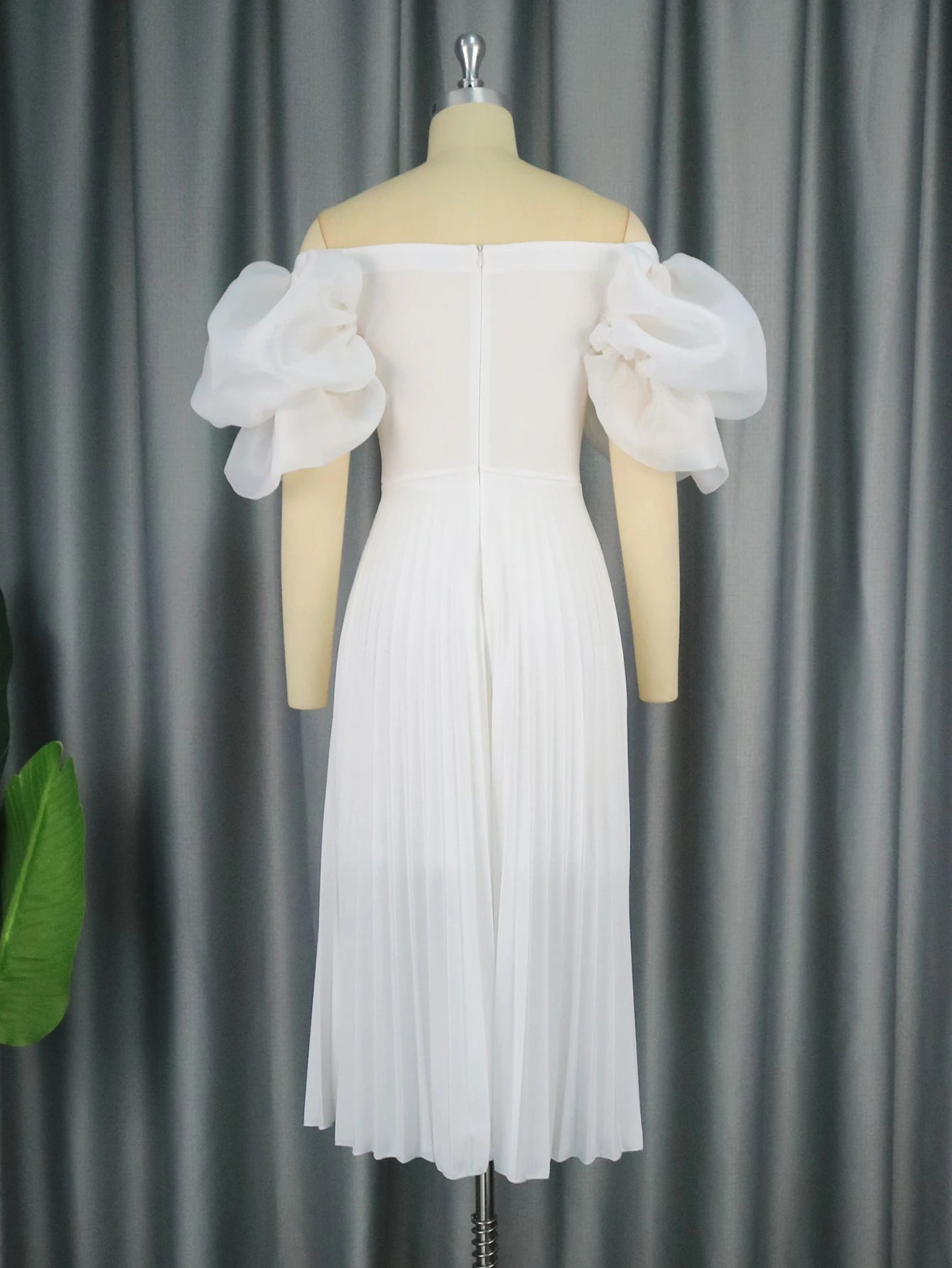 Evening wear Dresses: White Midi Dresses for Women Plus Size