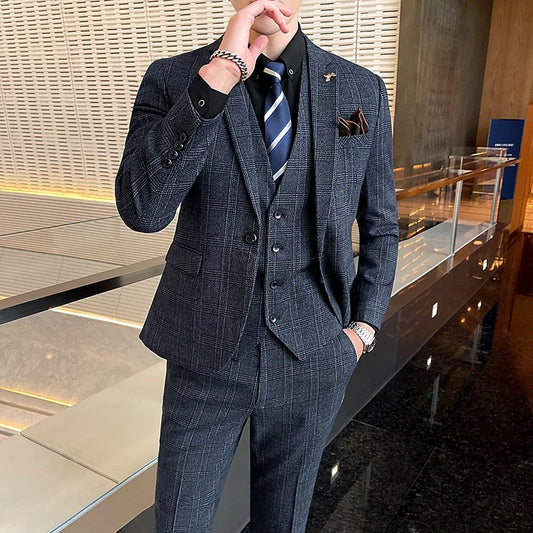 Tuxedo for Mens: slim-fit fashion plaid suit three-piece dress  Four Seasons Blaze