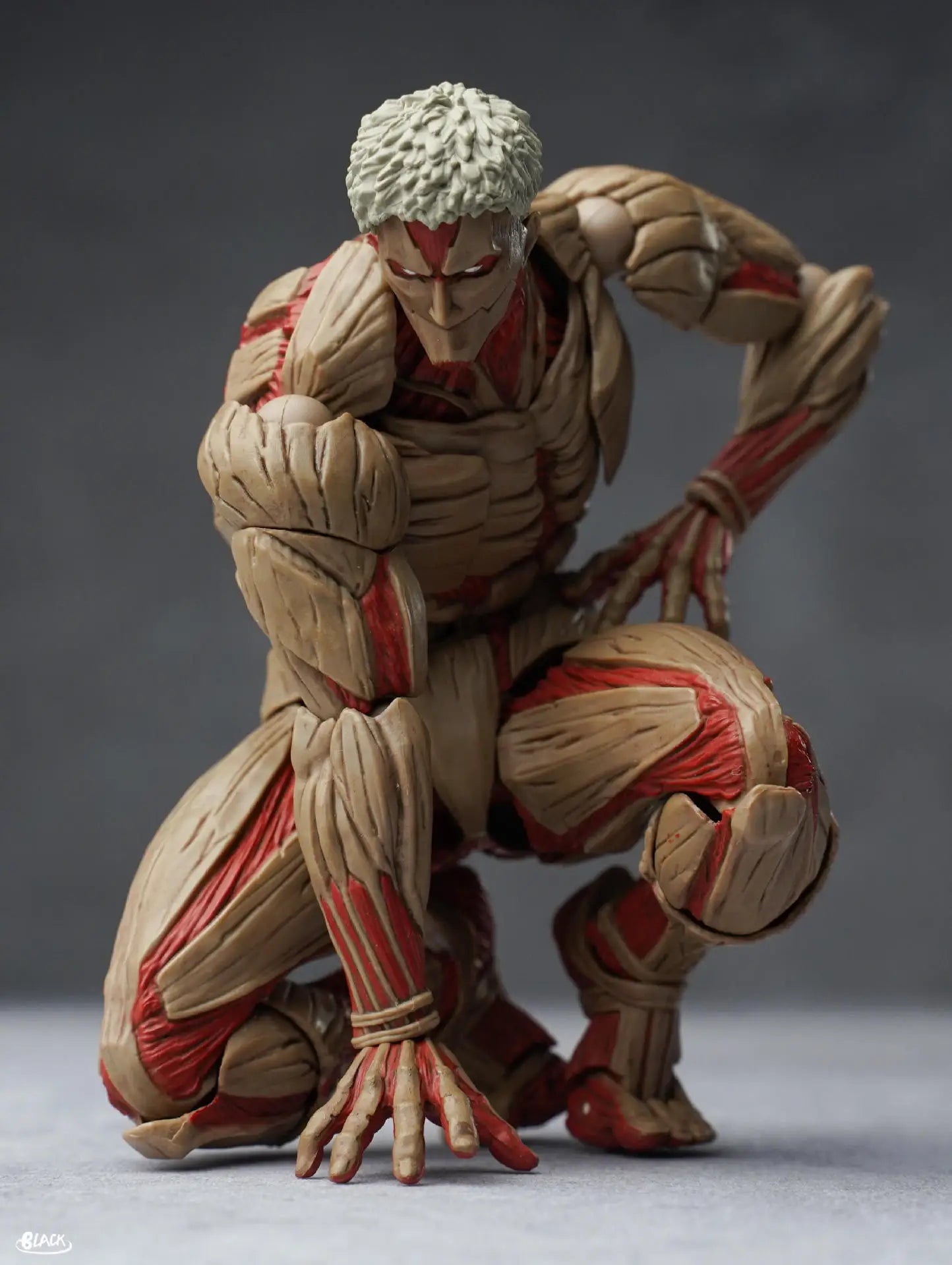Attack on Titan Armored Titan Multi-Accessories 16cm Articulated Action Figure Model Statue Desktop Decoration Gift