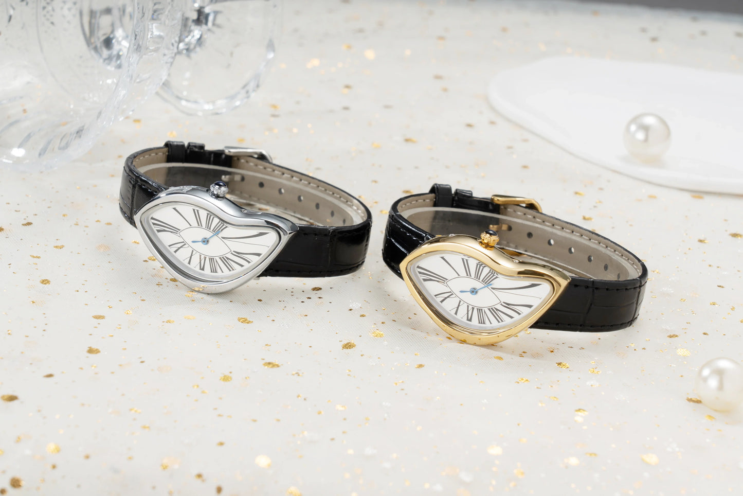 Medieval alien watches melt and twist y2k alien ladies and men Leather strap fashion advanced ins niche design quartz watch