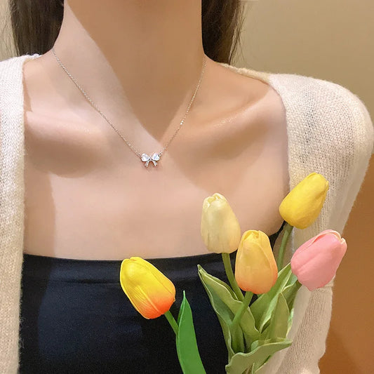 Light And Luxurious Opal Bow Necklace Women's Ins Fashionable And Versatile