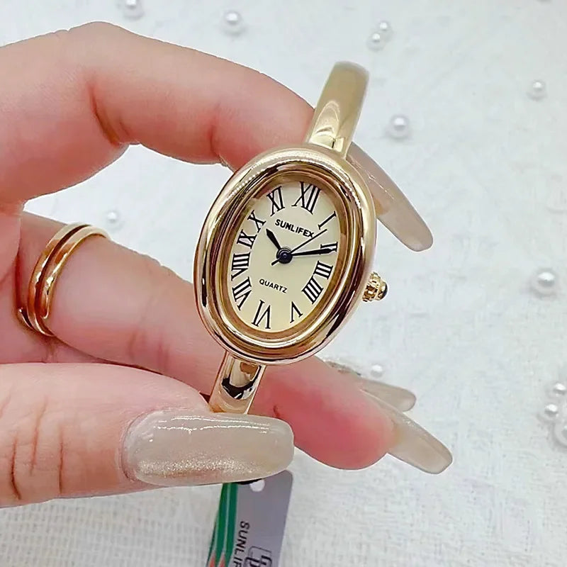 Famous Brand Women Quartz Watch Fashion Luxury Gold Wristwatch Gift Ladies Rome Dial Bracelet Watch Dropshipping Clock