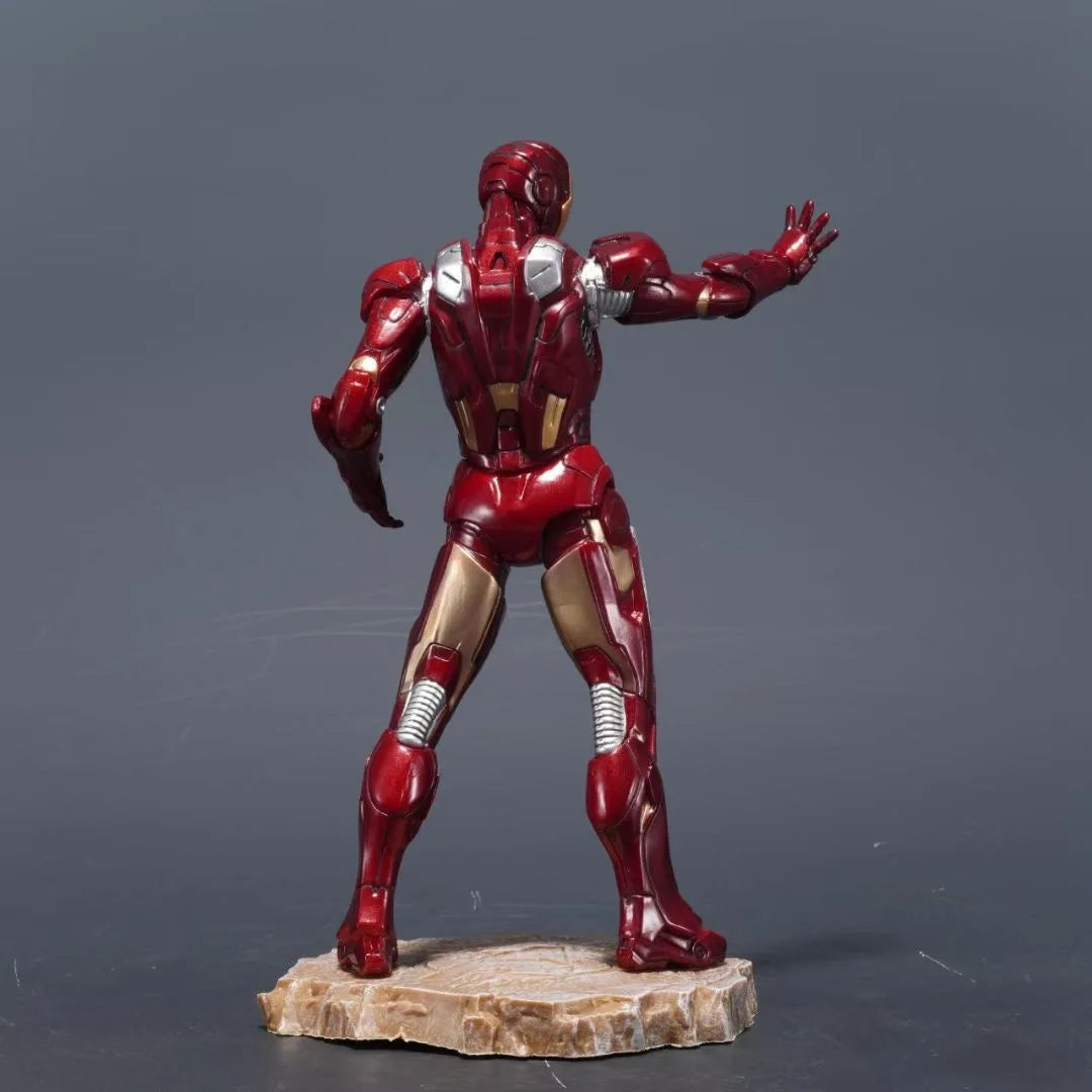 Marvel Anime Movie Statue Collection Iron Man Black Panther Premium Action Figures Desktop Ornament Pvc Toys Boy Surprise Gifts