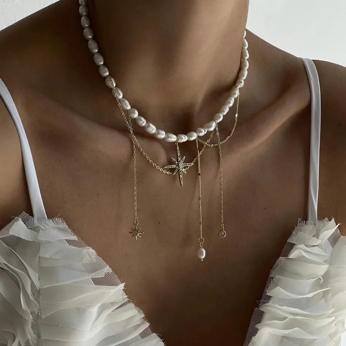 Elegant Irregular Imitation Pearl Beads Necklace for Women Vintage Party Wedding Tassels Choker Fashion Jewelry Accessories Gift