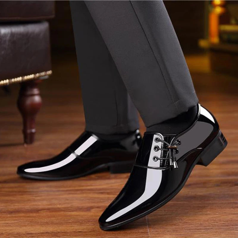 Men Pointed Toe Leather Shoes Men's Business Formal Shoes Men's Bright Casual Shoes Men Wedding Shoes Plus Size 38-48 Oxfords