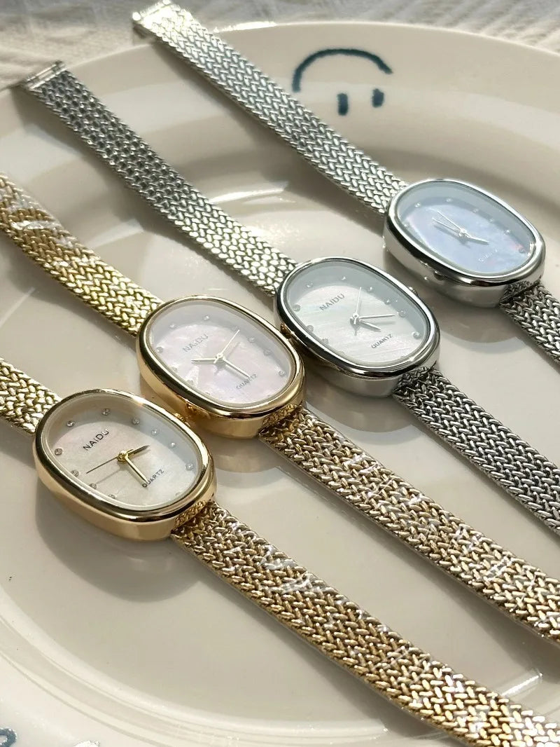 New Brand Quartz Watch for Women Luxury Gift Oval Dial Rhinestone Watch Adjustable Stainless Steel Strap Wristwatches Wholesale