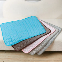 Summer Dog Cooling Mat Dog Cat Sleeping Pad Cool Ice Silk Moisture-proof Mattress