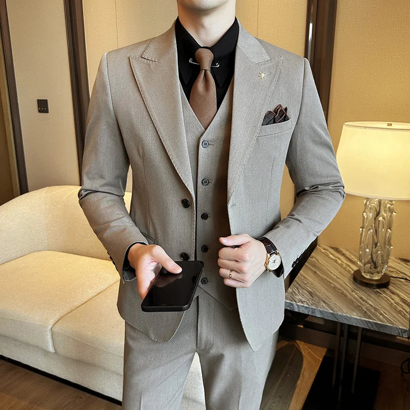 Beach Wedding Outfit Men: Men's Italian 3-Piece Solid Suit Set for Formal Wedding