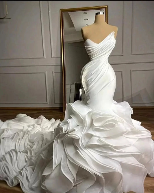 White Bridesmaid Dresses: Wedding Dresses Sweetheart Pleated Ruffles Tiered Skirt