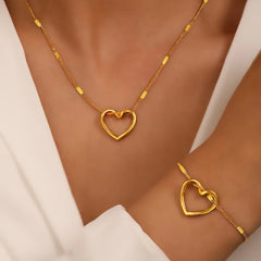 Stainless Steel Jewelry Set Novelty Twisted Heart Light Luxury High-end Sense Jewelry