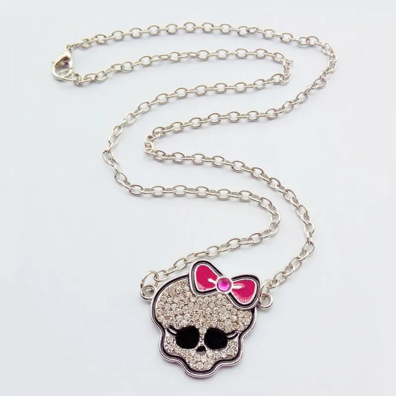 Sweet and Cool Style Fashionable Personality Bow Tie Rhinestone Skull Necklace Spicy Girl Style Niche High-quality Pendant