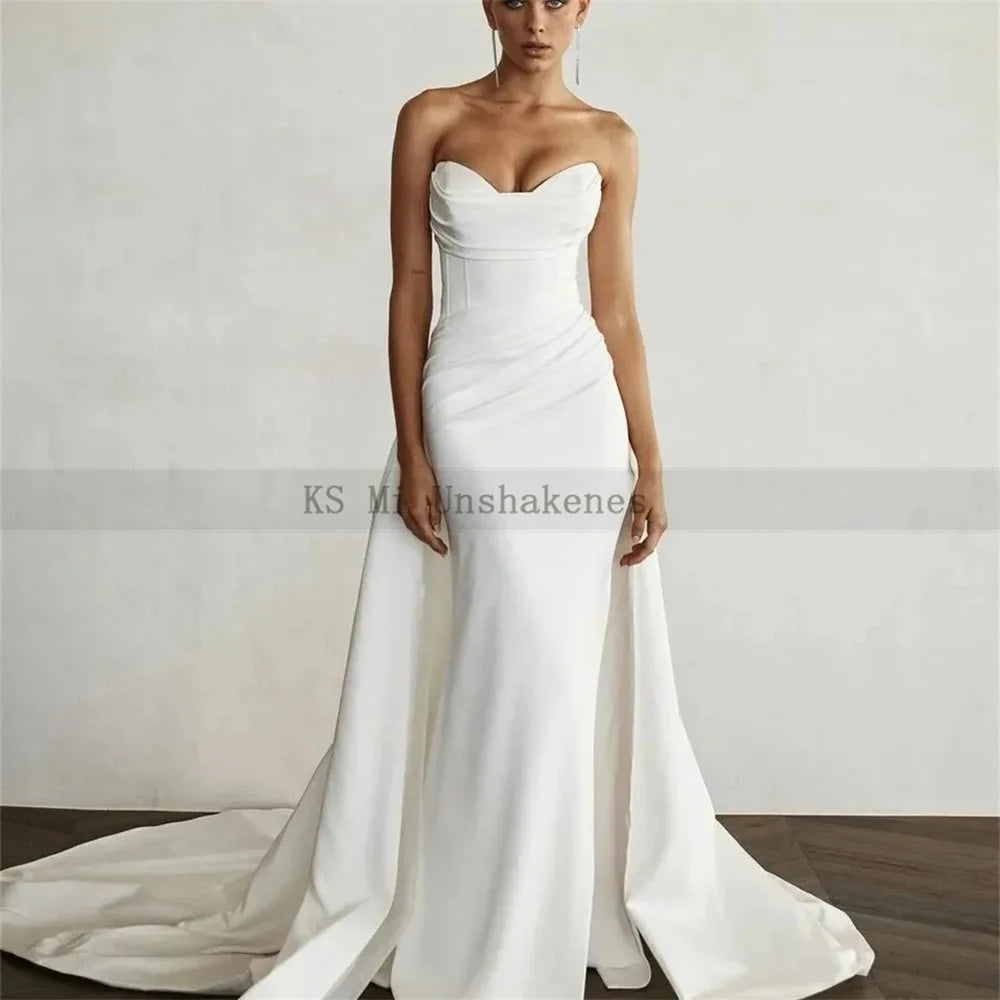 White Bridesmaid Dresses: Wedding Dresses Mermaid Strapless Bride Dress Long Train