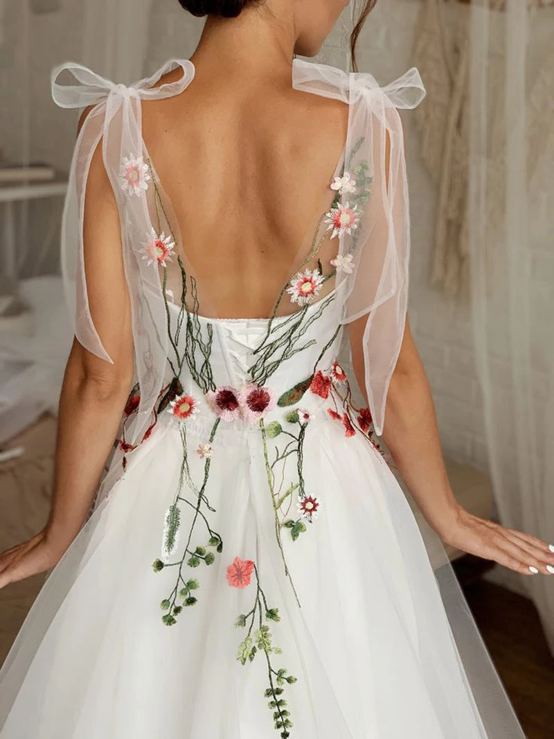 White Bridesmaid Dresses: Wedding Dresses Backless Bridal Gown Lace Up Fairy