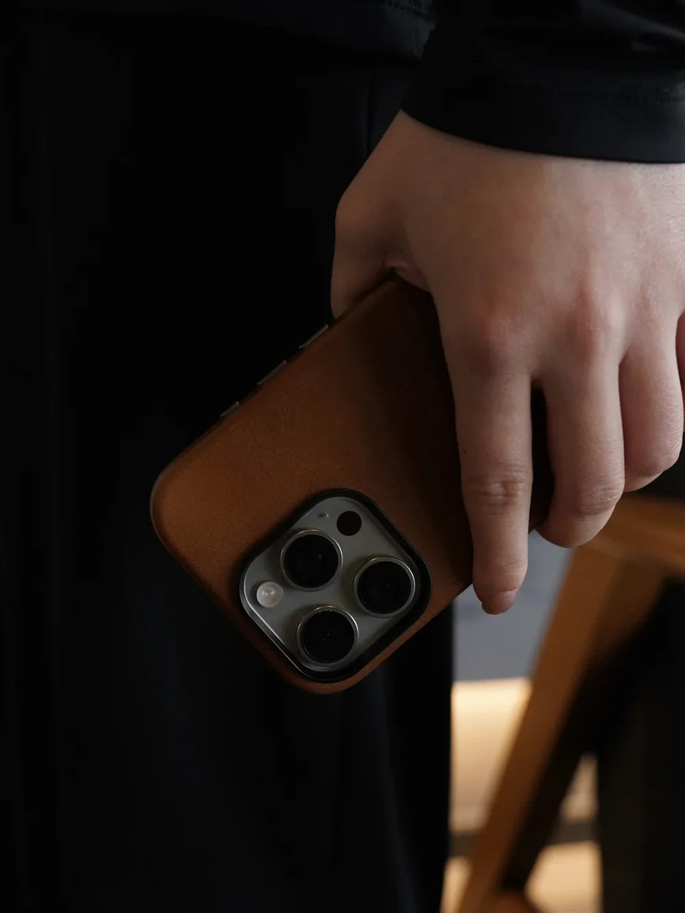 Magnetic Genuine Leather Case for iPhone 17 16 Pro Max 15 14 Compatible with MagSafe Nature Cowhide Retro Phone Cover