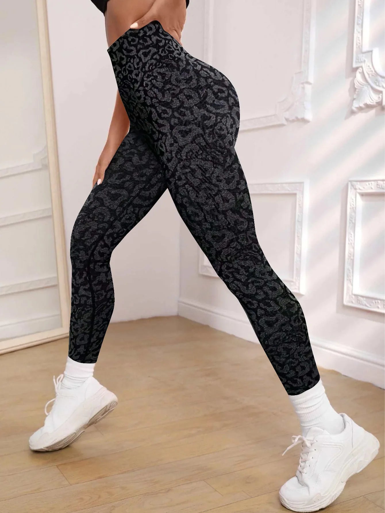 High Waist Leopard Yoga Pant Seamless Leggings Solid Scrunch Butt Lifting Booty