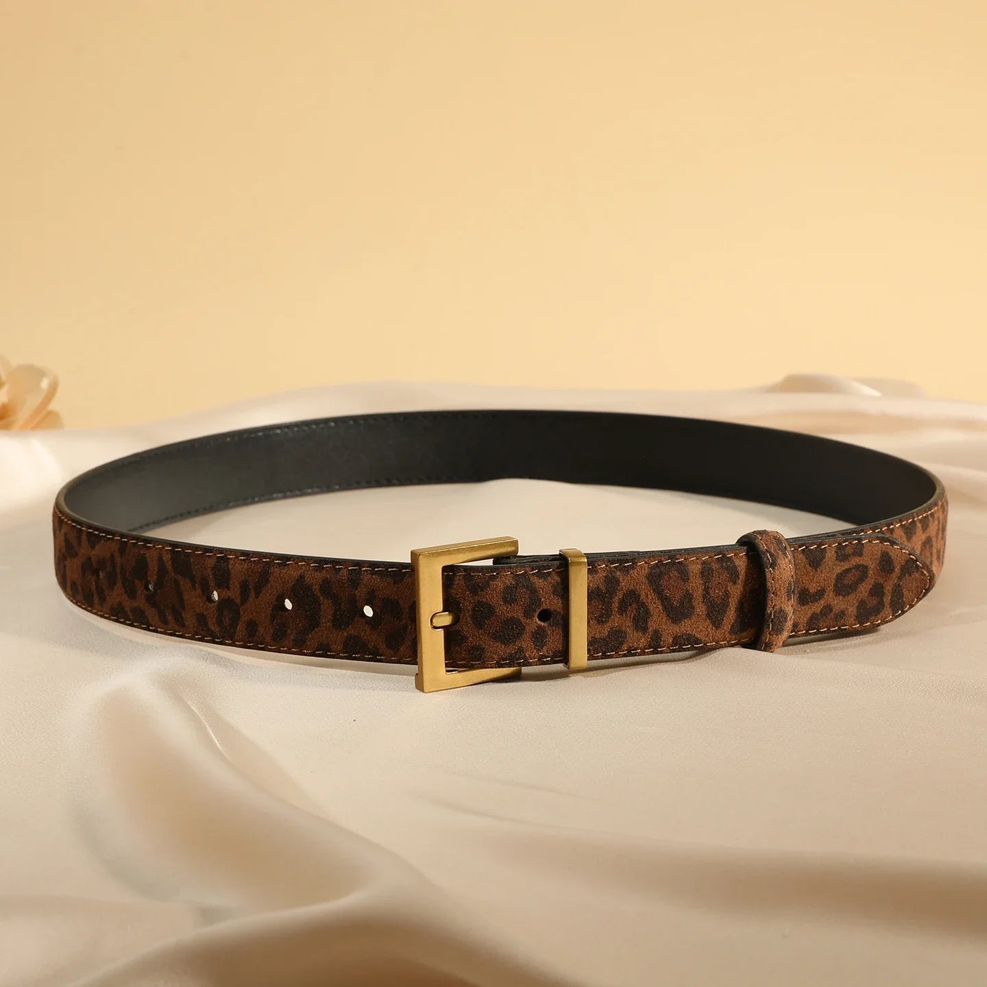 Fashion Suede Cowhide Women‘s Belts Genuine Leather 2.8cm Wide Belt Metal Buckle Women Belt Matched Dress Jeans Skinny Girdle