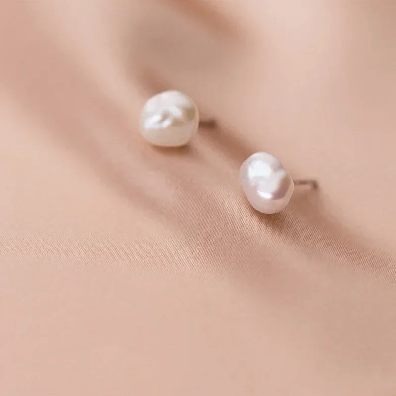 Trustdavis Authentic 925 Sterling Silver Sweet Irregular Pearl Stud Earrings For Women Wedding Party FIne Jewelry DA1224