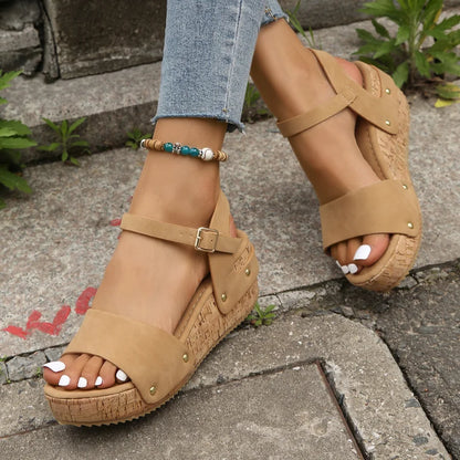 Women's Sandals Platform Wedge Summer Ladies Shoes Buckle Strap Clogs Gladiator Brand Design Heeled Sandal Rivet Footwear 2023