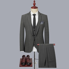 boutique (suit + vest + trousers) men's fashion business slimming trend