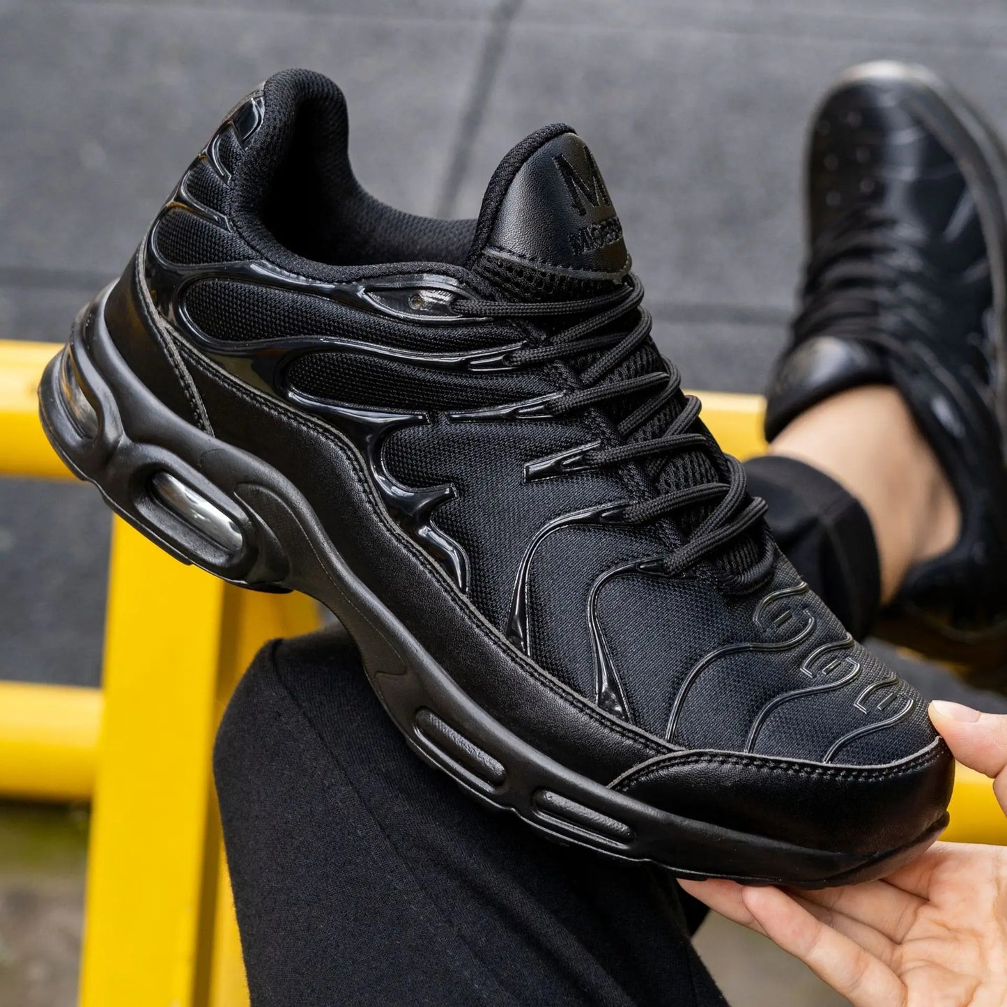 New Men Safety Shoes Steel Toe Sneaker Sport Air Cushion Reflective Work Safety Boots Man Puncture Proof Work Shoes Anti-smash