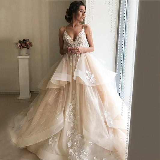 White Bridesmaid Dresses: Wedding Dresses Backless Ruffles Puffy Bridal Gowns