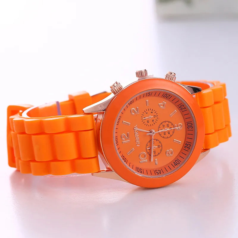 Famous Brand Geneva Ladies Fashion Watch Male and Female Student Silicone Quartz WristWatch Clock Wholesale Relogio Feminino