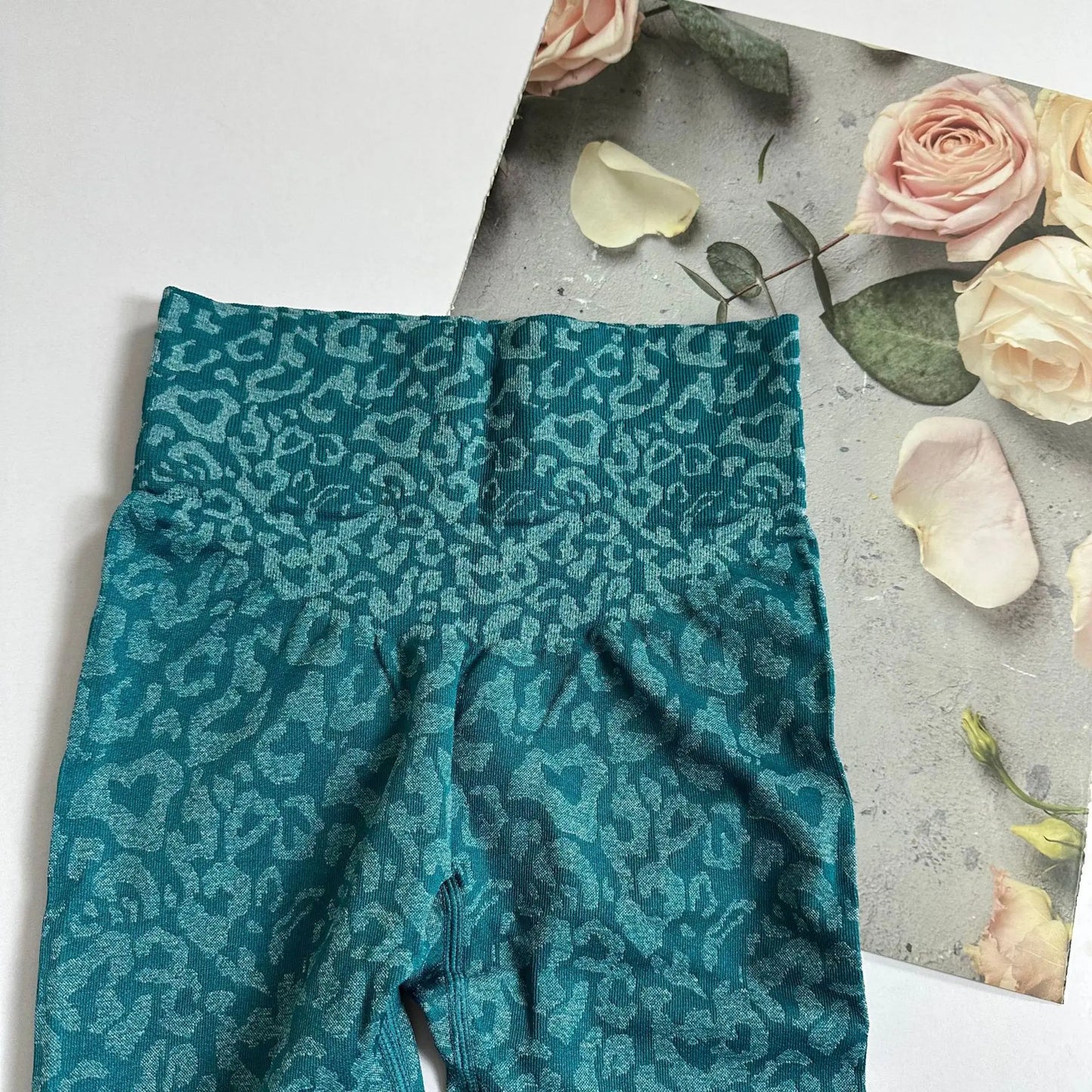 High Waist Leopard Yoga Pant Seamless Leggings Solid Scrunch Butt Lifting Booty
