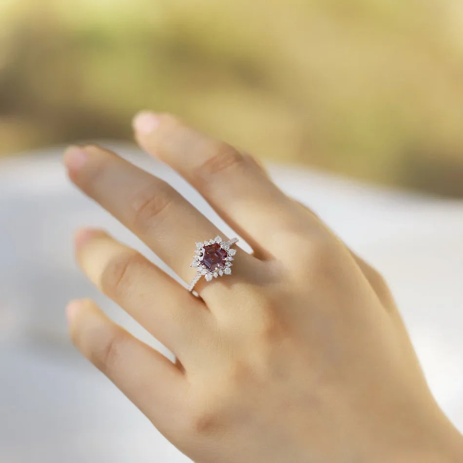 ALLNOEL 925 Sterling Silver Alexandrite Ring For Women Exquisite Style Fashionable Engagement rings Wedding Luxury diamond ring