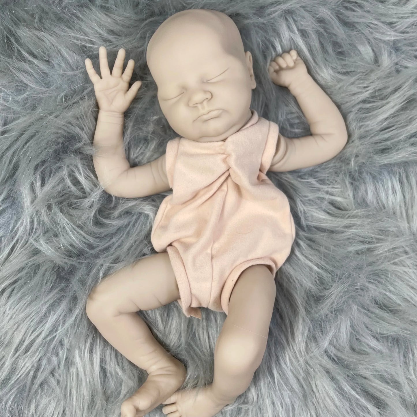 MRB 18 Inch Quinlyn Reborn Vinyl Doll Kit Unpainted Blank Newborn Doll Parts Lifelike Mold With Engraved Name and Cloth Body