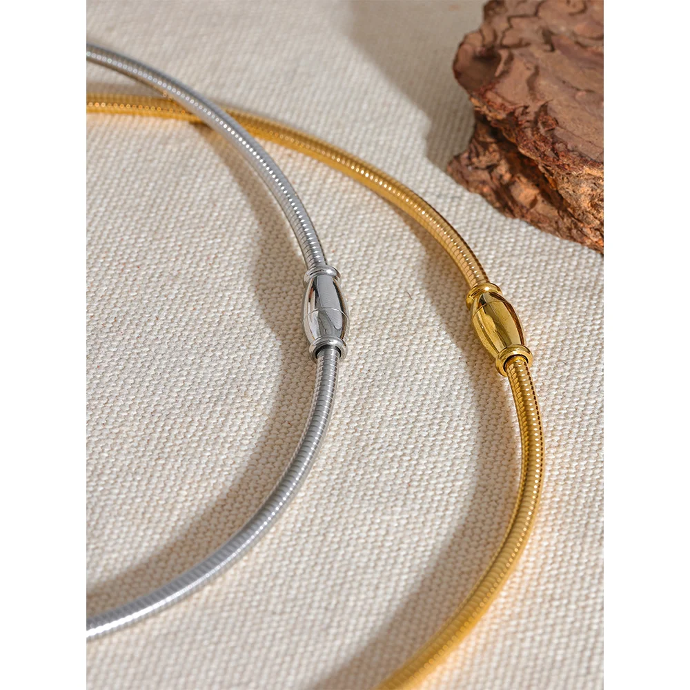 Yhpup Waterproof Stainless Steel Popular Choker Light Necklace Women Statement Metal 18K Gold Plated Trendy Fashion Jewelry