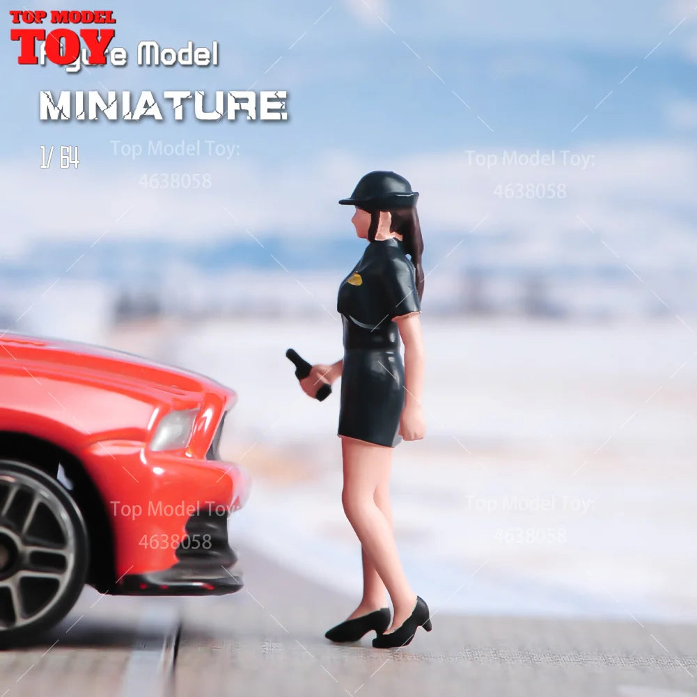 Painted Miniatures 1/64 Scale Beauty Handsome Boy Policeman Girls Male Female Scene Figure Model For Car Vehicles Decorate