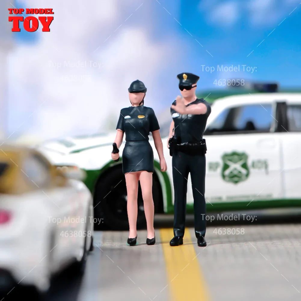 Painted Miniatures 1/64 Scale Beauty Handsome Boy Policeman Girls Male Female Scene Figure Model For Car Vehicles Decorate
