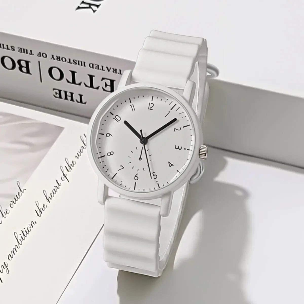 Fashion Jelly Color Women Watch Creative Wave Shaped Silicone Strap Quartz Wristwatch Girls Clock Gift Relogio Feminino Reloj