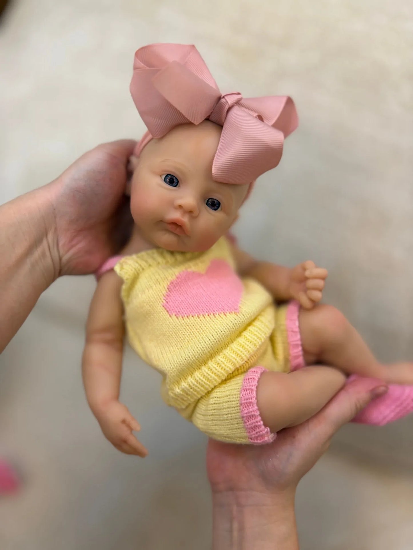 13inch Silicone Reborn Bebe Girl With 2 Sets of Outfits, Open Mouth, Waterproof, Lifelike Painted Newborn Baby Girl Toys