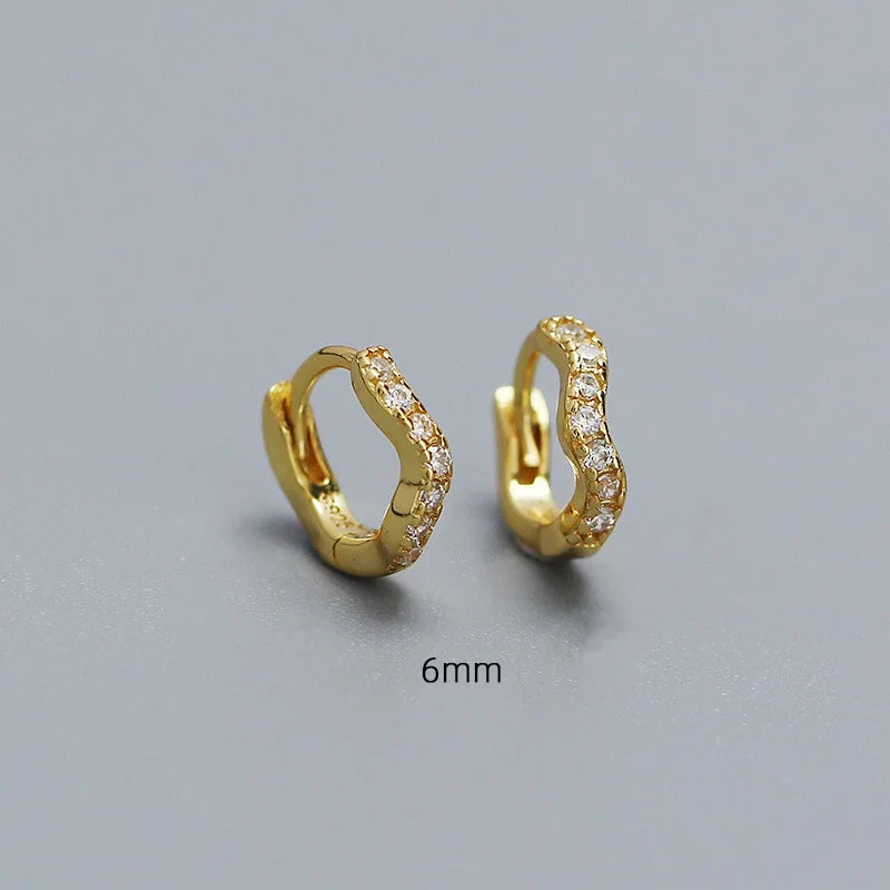 WANTME 925 Sterling Silver Fashion Statement Gold Wavy Geometry Huggies Hoop Earrings for Women Bohemian Jewelry Ear Buckle Gift