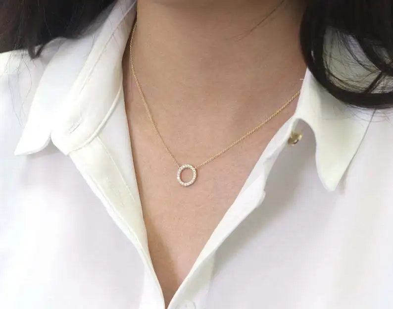 Elegant Jewelry Crystal Circle Pendant Necklace Golden Color Unique