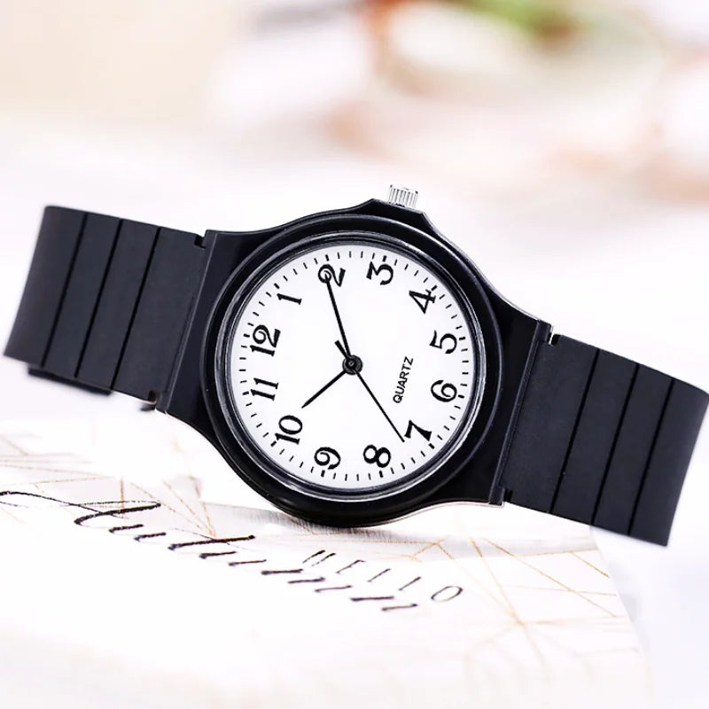 Simple Fashion Quartz Watch for Women Students Wrist Watches Silicone Strap Watch Wholesale Reloj Mujer Elegante Reloj De Mujer
