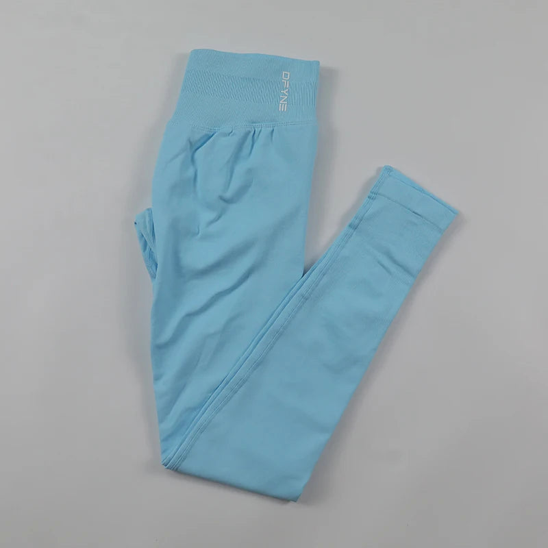 42811599356043|42811599421579|42811599454347|42811599519883