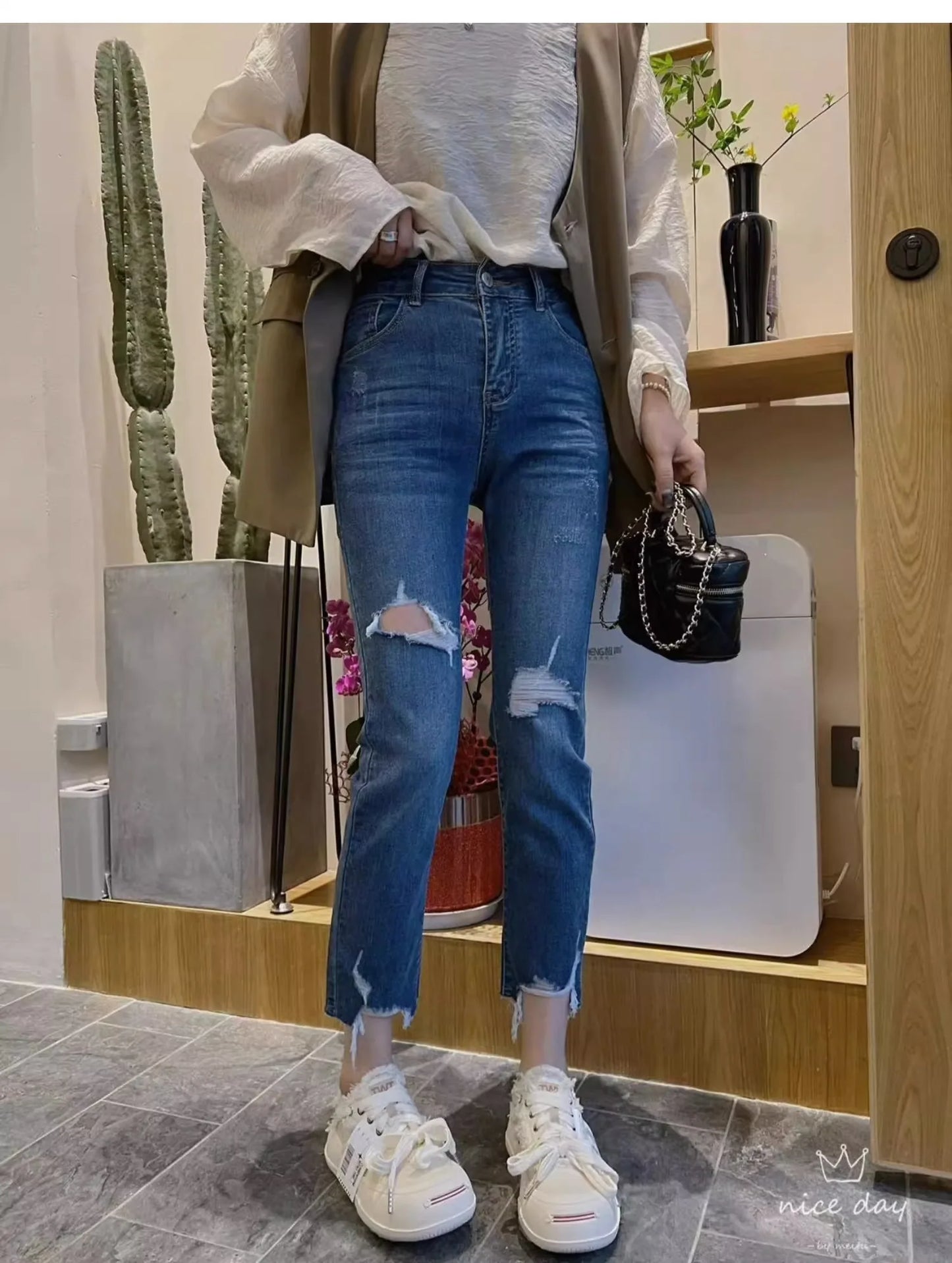 Women's Jeans Spring And Autumn Slimming Black Ripped Pants