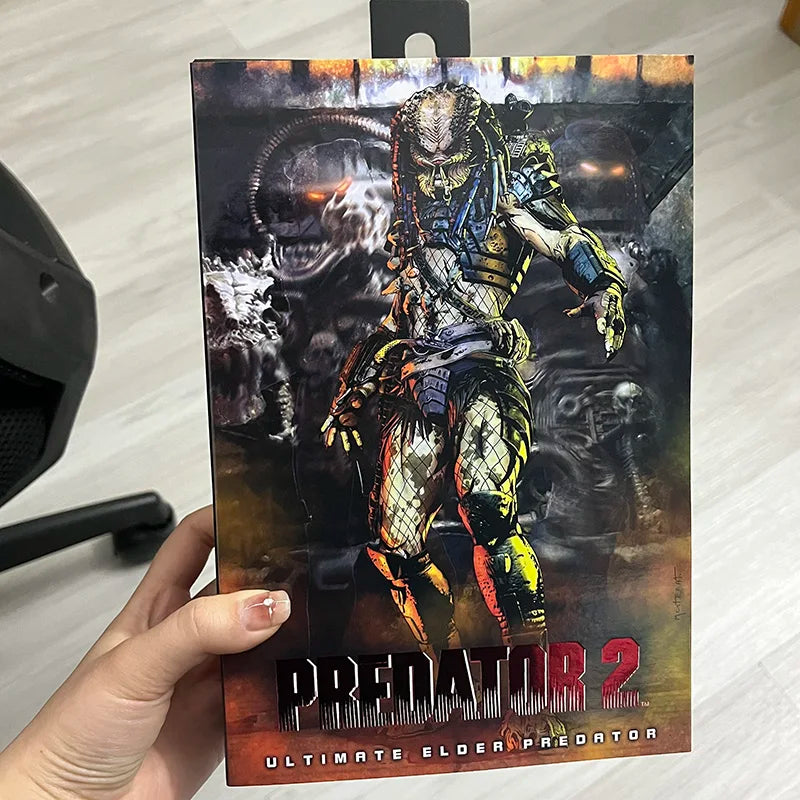 NECA Elder Predator Figure With LED Predator VS Alien Edition Predator Alien Hunter Action Figure Model Collectible Gifts