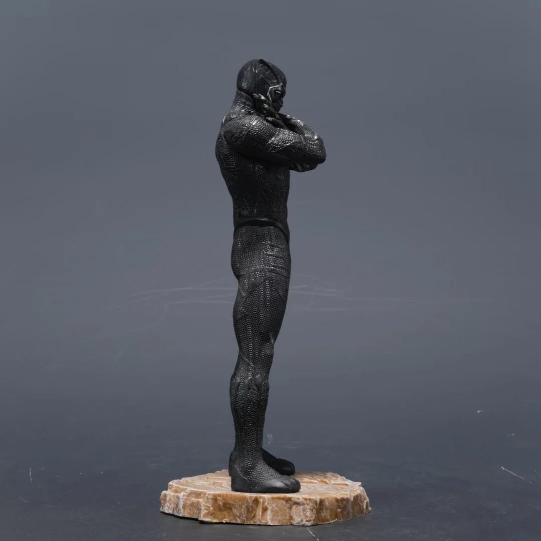 Marvel Anime Movie Statue Collection Iron Man Black Panther Premium Action Figures Desktop Ornament Pvc Toys Boy Surprise Gifts