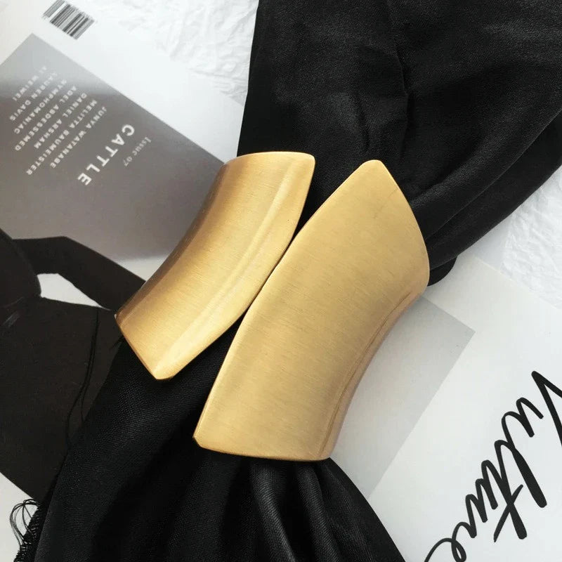 Exaggerated Chunky Heavy Metal Bracelet Bangle for Women Punk Goth Irregular Wide Gold Color Open Bracelet Party Jewelry Bijoux