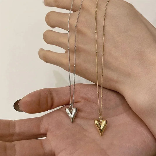 Vintage Golden Silver Color Heart Pendant Necklace for Women New Trend Girls Clavicle Chain Jewelry Birthday Gifts Wholesale