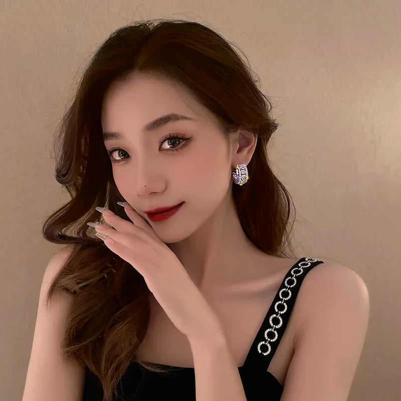 Simple Black Bow Love Earrings for Women Fashionable Personalized Beautiful Daily Accessories Party Jewelry Premium Gifts