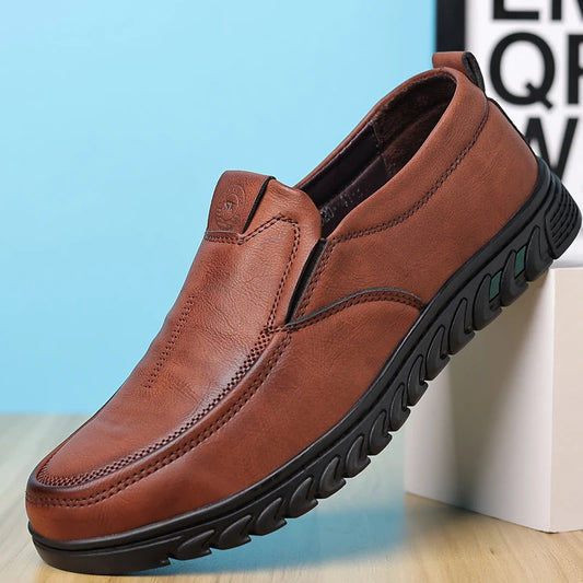 Leather Men Casual Shoes Brand Formal Mens Loafers Moccasins Breathable Slip on Retro Driving Shoes Men Sneakers Plus Size 39-48