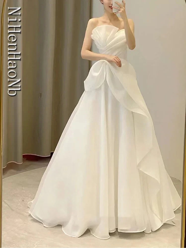 White Bridesmaid Dresses: Wedding Dresses Strapless Fashion Bride Dress