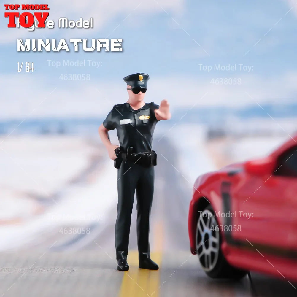 Painted Miniatures 1/64 Scale Beauty Handsome Boy Policeman Girls Male Female Scene Figure Model For Car Vehicles Decorate