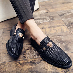 Black Dress Shoes Man Loafers Leather Designer Pointed Toe Brogues Business