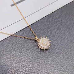 Retro Charm Sunflower Smart Necklace Women's Fashion Rotating Sunflower Small Fresh