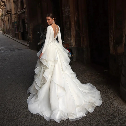White Bridesmaid Dresses: Wedding Dresses V-Neck Backless Modern Bridal Robes